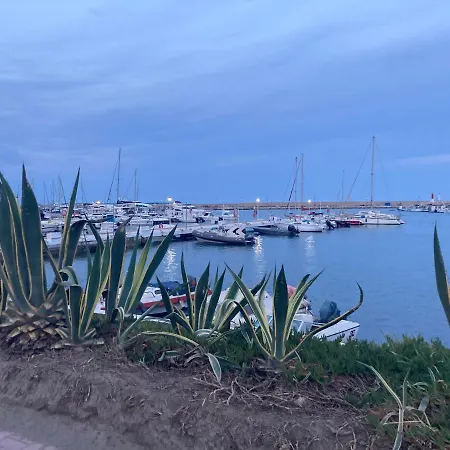 Apartaunmomento Y Desconecta! Estepona Exterior photo